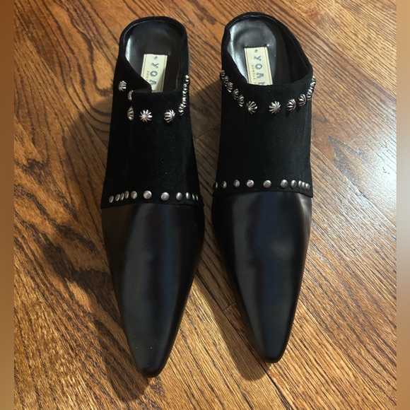 NWOT Black Studded Mules - Picture 2 of 8